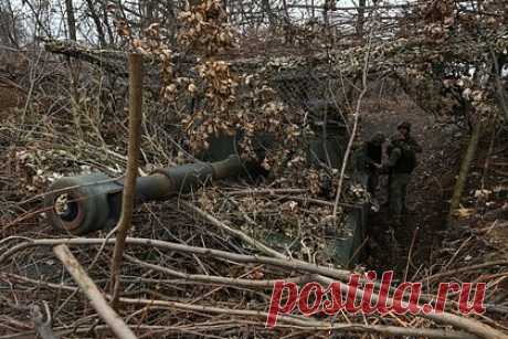 Российские войска ликвидировали почти 300 бойцов ВСУ в ДНР. Бойцы «Юга» ВС России при поддержке артиллерии и авиации уничтожили до 290 военных ВСУ на донецком направлении. О ликвидации противника возле Клещеевки, Курдюмовки, Раздоловки, Богдановки, Красного и Васюковки в ДНР рассказал начальник пресс-центра группировки Вадим Астафьев.