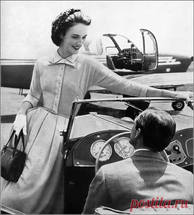 Model, photo by Tom Palumbo, Harper's Bazaar, August 1954