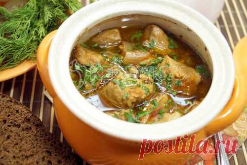 Тушеное мясо в горшочке Нежное тушеное мясо в горшочке, пропитанное ароматами овощей и приправ, порадует своим вкусом вас и ваших близких.