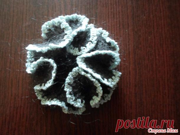 Вот какой получился цветок-брошь - Все в ажуре... (вязание крючком) - Страна Мам