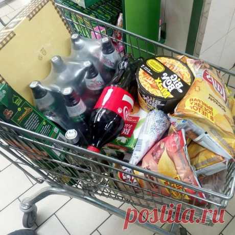 Мы беднеем и толстеем, потому что едим продукты, которые выгодно продавать торговым сетям
Многие считают, что правильное питание, особенно, при похудении – это дорогое удовольствие. В меню от популярных диетологов постоянно прис
Читай дальше на сайте. Жми подробнее ➡