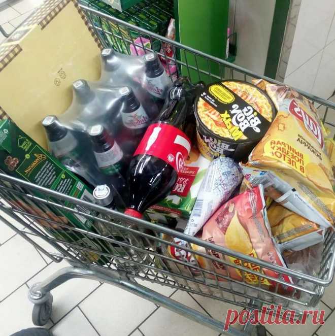Мы беднеем и толстеем, потому что едим продукты, которые выгодно продавать торговым сетям
Многие считают, что правильное питание, особенно, при похудении – это дорогое удовольствие. В меню от популярных диетологов постоянно прис
Читай дальше на сайте. Жми подробнее ➡