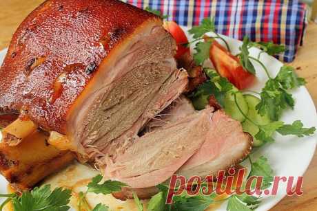 КАК ВКУСНО ЗАПЕЧЬ СВИНУЮ РУЛЬКУ — В РИТМІ ЖИТТЯ