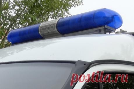 Baza: в Джанкое взорвали машину военного. В прилегающем доме выбило стекла.