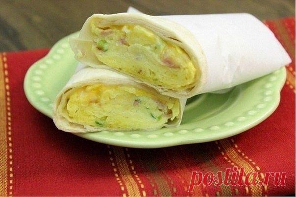 БУРИТО С ВЕТЧИНОЙ И СЫРОМ