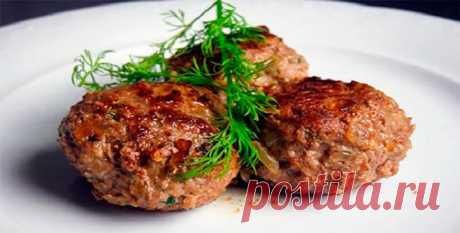 Свекровь признала — мои котлеты вкуснее! А секрет в том, что я добавляю яйца к фаршу особым способом...