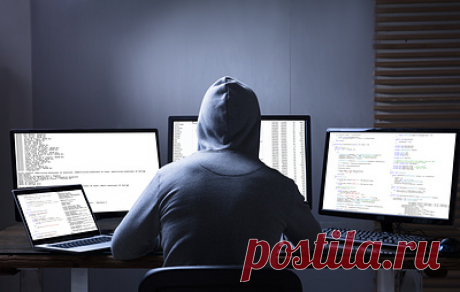 РБК: россиян предупредили о мошенниках, которые могут оформить кредит через госуслуги. Повысить уровень защиты можно, включив двухфакторную аутентификацию и установив собственный сложный пароль. Но это не дает стопроцентной гарантии защиты от действий мошенников