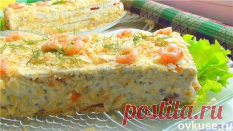 ЗАКУСОЧНЫЙ ТОРТ «НАПОЛЕОН» С ПОДКОПЧЕННОЙ СЁМГОЙ, ПЕЧЕНЬЮ ТРЕСКИ И ИКРОЙ СЕЛЁДКИ - Простые рецепты Овкусе.ру