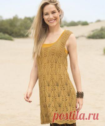 сайт для рукодельниц    Эту тунику можно носить и в жару, и в прохладную погоду. Она одинаково хорошо смотрится с джинсами и просто в виде платья. Абсолютно универсальная модель. РАЗМЕР 38/40 (46/48) ВАМ ПОТРЕБУЕТСЯ Пряжа (40% мериносовой шерсти, 30% органического хлопка, 30% шерсти опоссума; 124 м/40 г) — 320 (360) г цв. латуни; спицы