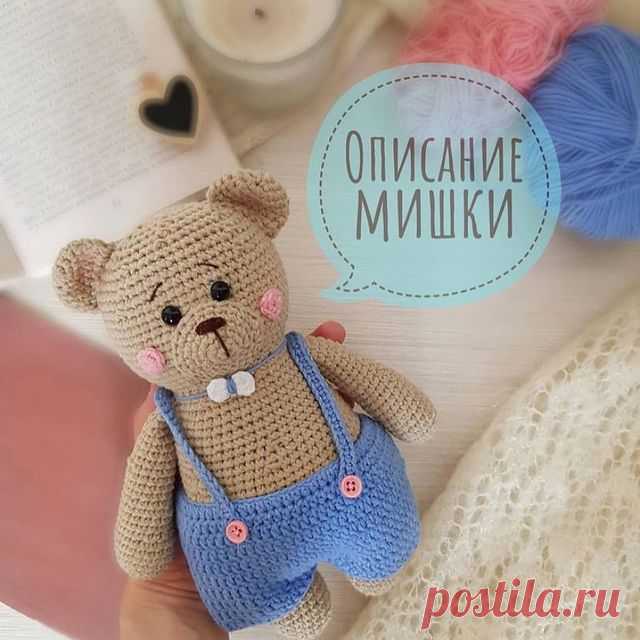 Photo by АМИГУРУМИ  БЕСПЛАТНЫЕ ОПИСАНИЯ on March 24, 2021. May be an image of crochet and text that says 'onиcaHиe mиwKи ALIZI_ TOYS'.