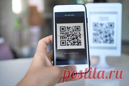 Придуман новый способ мошенничества с помощью QR-кодов. Киберпреступники поменяли способ атаки с помощью QR-кодов. Исследователь Check Point Джереми Фукс заявил, что организаторы атак усовершенствовали тактику. Если ранее они просто рассылали случайные QR-коды, то сейчас начали использовать сложную систему маршрутизации. Остановить подобные атаки крайне сложно.