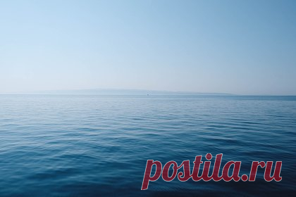 Названа площадь поисков пропавшего в Атлантике батискафа. Площадь поисков пропавшего в Атлантическом океане батискафа составила 15 тысяч квадратных километров, такие данные назвал представитель береговой охраны США Джон Могер. Он добавил, что США и Канада расширяют возможности, чтобы вести поиски под водой, для этого в океан были сброшены звукоулавливающие буи.