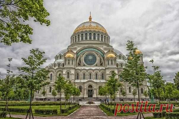 НИКОЛЬСКИЙ МОРСКОЙ СОБОР
в городе-крепости Кронштадте Facebook