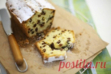 Рецепт быстрого кекса с изюмом / Простые рецепты