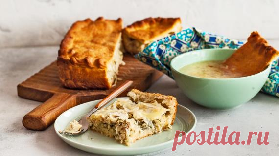 Простой пирог с муксуном и похлебкой