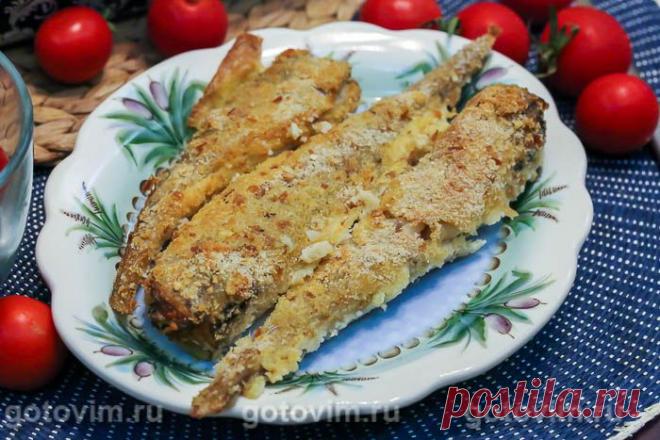 Минтай в сухарях. Рецепт с фото Минтай в панировке, запеченный в духовке получается не сухим и с приятной хрустящей корочкой. К тому же, вы не жарите его на масле, а доводите до готовности в духовке, что делает блюдо гораздо полезнее без потерь вкусу.