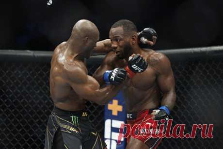 Усман лишился титула чемпиона UFC. Американский боец смешанного стиля (MMA) Камару Усман проиграл британцу Леону Эдвардсу в титульном бою на турнире UFC 278. Встреча прошла в ночь на воскресенье, 21 августа, в Солт-Лейк-Сити (США). На последней минуте пятого раунда Эдвардс смог нокаутировать соперника, нанеся тому точный хай-кик.