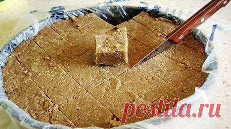 Домашняя халва - это сладость, которая не только вкусная, но еще полезная.