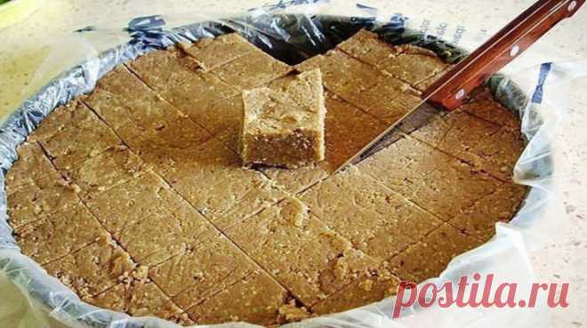 Домашняя халва - это сладость, которая не только вкусная, но еще полезная.
