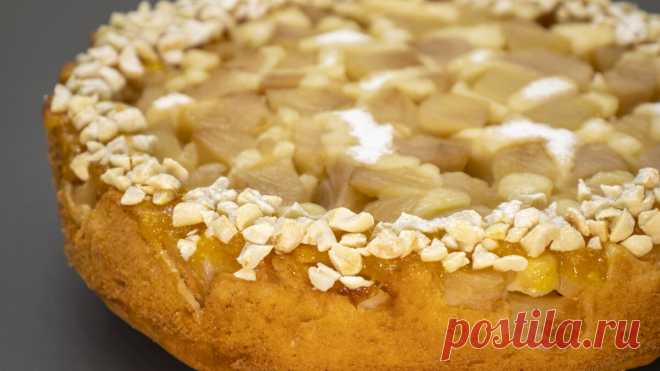 Просто выкладываю яблоки в форму и заливаю тестом: через полчаса на столе шикарный пирог (а я не устала) | Евгения Полевская | Это просто | Дзен