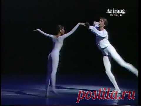 Моцарт. Концерт для фортепиано с оркестром №23.