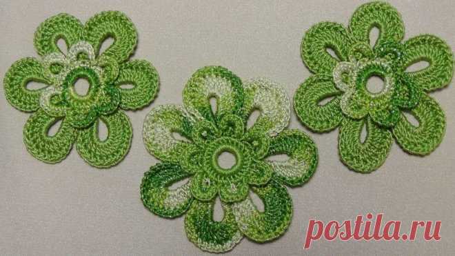 Вязаные цветы крючком и спицами (113 фото) - схемы для начинающих с описанием вязания красивых объемных цветов для украшения