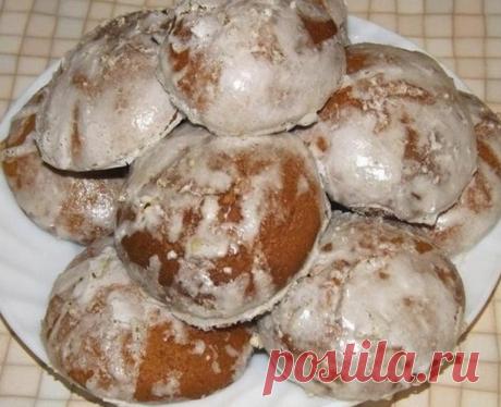 Пряники на быструю руку - У нас так ПРЯНИКИ НА БЫСТРУЮ РУКУ. Если у вас залежался кефир в холодильнике, ни в коем случае не выливайте его – можно приготовить вкуснейшие домашние пряники. Предлагаю отличный рецепт из...