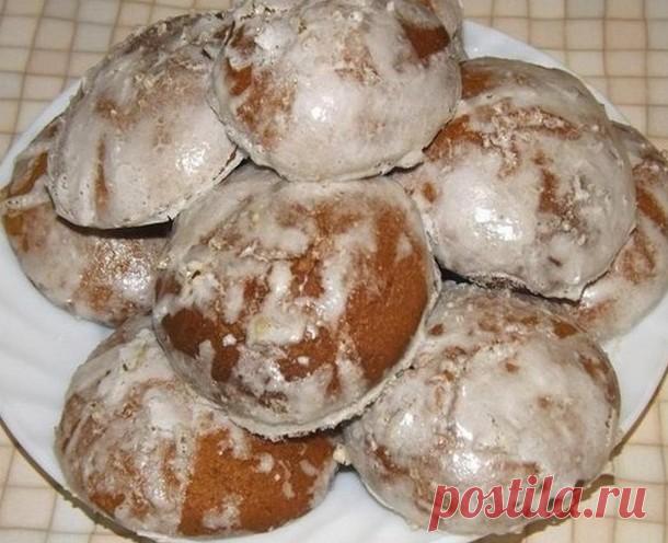 Пряники на быструю руку - У нас так ПРЯНИКИ НА БЫСТРУЮ РУКУ. Если у вас залежался кефир в холодильнике, ни в коем случае не выливайте его – можно приготовить вкуснейшие домашние пряники. Предлагаю отличный рецепт из...