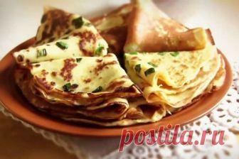 ТОНКИЕ КАРТОФЕЛЬНЫЕ БЛИНЫ Ингредиенты: 5 небольших картофелин 250-300 молока 250-300 муки 3-4 зб чеснока 3 яйца 1 ст л(без горки)сахара 3+2ст л растит масла соль петрушка и зелен лук-по желанию Приготовление: Очистить и порезать на 4 части картофель,залить водой(так,что б только только покрыла картофель),посолить и отварить до готовности. Дать чуть остыть и в блендер,вместе с водой,в которой варились,до …