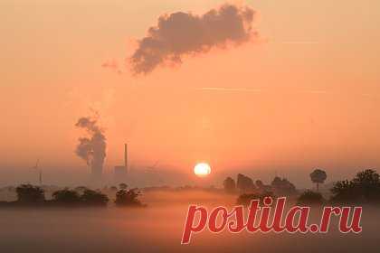 Россия начала готовиться к «сложной» конференции ООН по защите планеты. Российская делегация собирается принять участие в Конференции ООН по изменению климата (COP27) и начала подготовку, сообщил первый замминистра экономического развития Илья Торосов. «COP27 через месяц, мы к нему готовимся, будет сложно, но интересно. Чем сложнее, тем интереснее», — сказал замминистра.