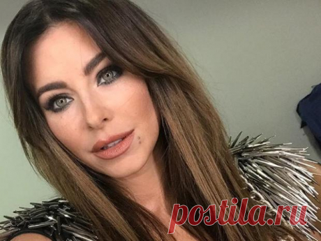 Ани Лорак поздравила маму с днем рождения и поблагодарила ее за свою успешную карьеру