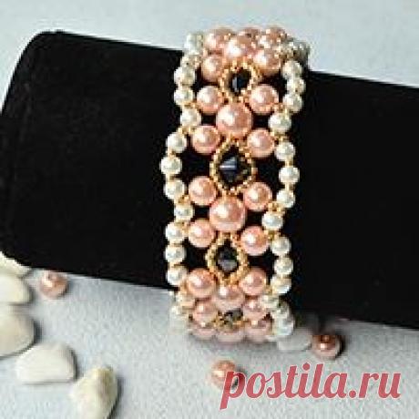 Узор жемчужный Браслет - как сделать широкий розовый и белый жемчуг браслеты из бисера Ищу узоры жемчужный браслет? Насчет следующей широкий розовый и белый жемчуг браслет из бисера? Следуйте за мной, чтобы увидеть, как сделать этот Перл браслет из бисера.