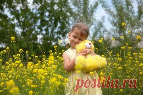 Мишка, Мишка, где твоя улыбка,
Полная задора и огня?