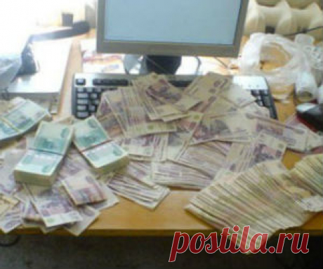 Ежедневно в корзину моих почтовых ящиков отправляется не менее сотни писем, о содержании которых видно из заголовков, я уже не говорю о тех, которые попадают в папку «Спам». В этом нет ничего удивительного, поскольку в сети я уже не первый год, да и своих данных никогда не скрывал. В подавляющем большинстве это предложения принять участие в проектах один заманчивее другого, на которые с годами уже выработался иммунитет. Тем более что несколько месяцев назад я принял однозначное решение, больше..