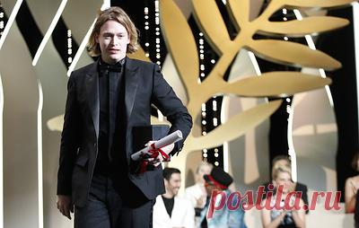 "Золотой пальмовой ветви" на Каннском кинофестивале удостоена Джулия Дюкорно. Она получила награду за фильм "Титан" ("Titan", США).
Фильм "Титаник" получил на Канском фестивале главный приз -- "Золотую пальмовую ветвь". По мнению жюри, картина режиссера Джеймса Кэмерона превзошла всех участников конкурса. Лента, рассказывающая о кораблекрушении, унесшем жизни полутора тысяч человек, была снята по роману-бестселлеру американской писательницы Жак…