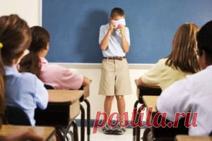 Страх и неуверенность в себе часто мешают нам применять наши знания, снижают количество возможностей, которыми мы можем воспользоваться, делают нас более чувствительными к давлению общества. Поэтому люди которые хотят стать более успешными пытаются преодолеть это, особенно в начале нового дела.