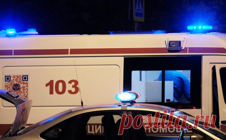 В Электростали молодому человеку с зеленым ирокезом срезали скальп. Двое мужчин напали с ножом на жителя Электростали и нанесли ему ножевые ранения, сообщила пресс-служба регионального управления МВД.