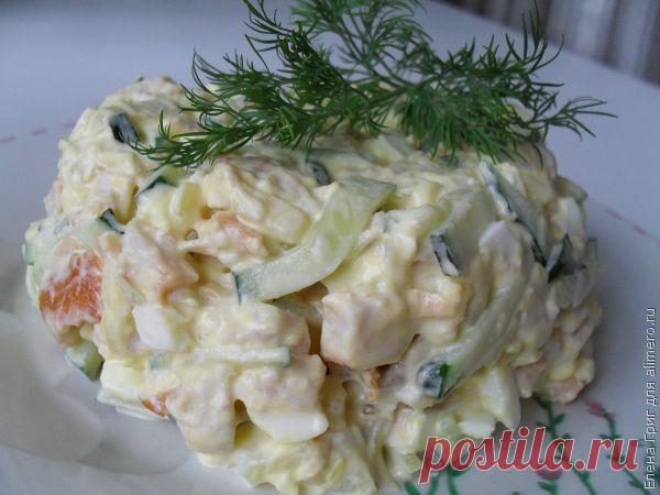 Салат с копчёной курицей / Рецепты с фото