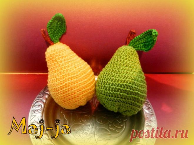Вязаные фрукты: вязаная груша