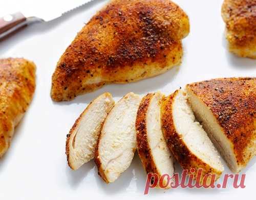5 секретов сочной запеченной куриной грудки