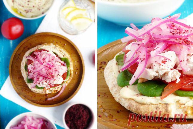 Классика мировой кулинарии и немного домашней стряпни - Пита с хумусом, курицей и нежным луком
