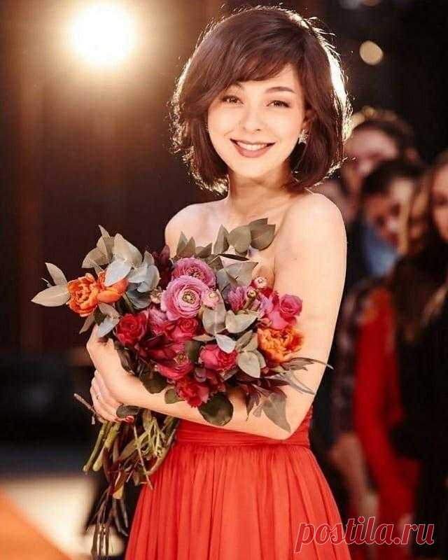 Единственная девушка-резидент 