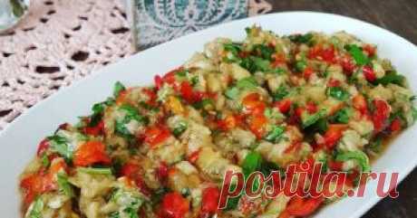 Салат из баклажанов Автор рецепта Foodbysvetlanika Классный рецепт - Салат из баклажанов! Можно использовать как самостоятельное блюдо так и в качестве соуса.