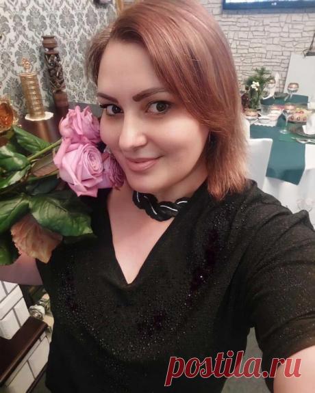 Привет я Лера.
Обо мне: можно много о чем писать, но лучше познать! Не предлогайте интим) мне интересно общаться с приятными людьми!