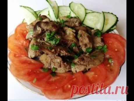 Неправильная куриная печень наоборот Особенный рецепт куриной печени в сметане с луком от моей свекрови. Готовится полностью наоборот, вопреки традиционным технологиям приготовления. Куриная печень в сметане на сковороде с большим количе…
