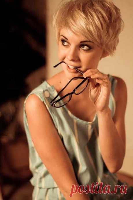 I really like short hair cuts but i don't know if I could do hair that short... :/ besides, I've been growing my hair for sooo long. U want your ha…