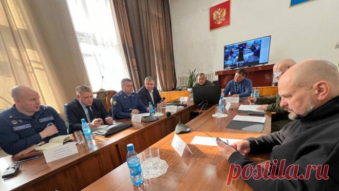 В Туве вводится режим ЧС из-за взрыва на ТЭЦ. Глава Тувы Владислав Ховалыг в своем Telegram-канале объявил о введении в республике ЧС регионального значения после взрыва на Шагонарской ТЭЦ в Улуг-Хемском районе. "По предварительным данным, чрезвычайное происшествие в Шагонарской ...