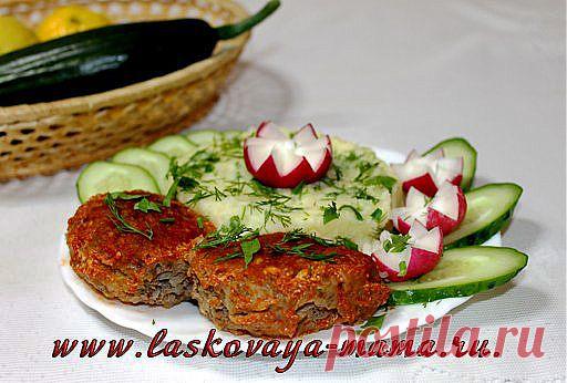 Гречаники с фаршем в сырно-томатной заливке 

 
Добрый день! Хочу поделиться рецептом приготовления гречаников с мясным фаршем в сырно-томатной заливке. Гречаники – это вкуснейшие котлетки с добавлением гречневой крупы. Котлетки получаются очень ароматные и сочные, а сырно-томатная заливка делает их особенно вкусными и нежными.