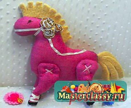 Лошадь - лошадка своими руками. 50 мастер-классов, фото и идей