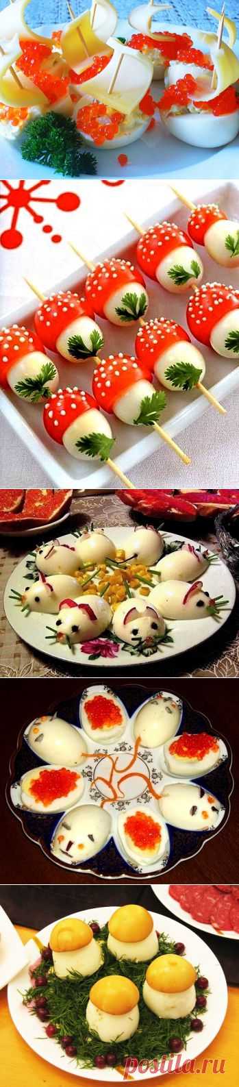 Яичные "лодочки" с икрой и примеры сервировки яиц.